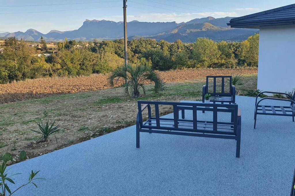 Studio Independant Vue Magnifique Et Au Calme 克雷斯 外观 照片