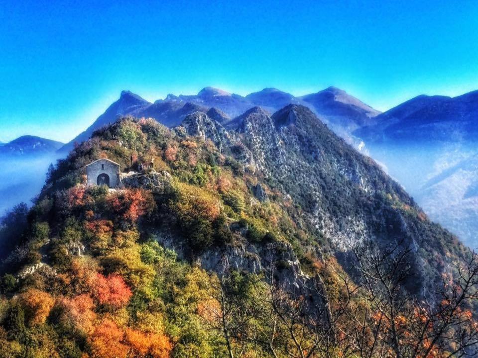 Studio Independant Vue Magnifique Et Au Calme 克雷斯 外观 照片